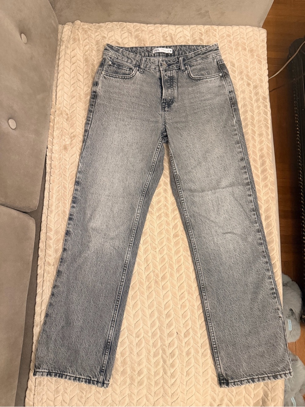 Zara Women's Straight Leg Jeans - Light Washed Gray